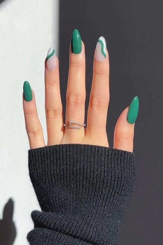 Nails Spring   Green Acrylis  Emerald  Fire