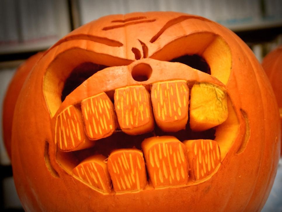 22 Traditional Pumpkin Carving Ideas DIY Ideaa