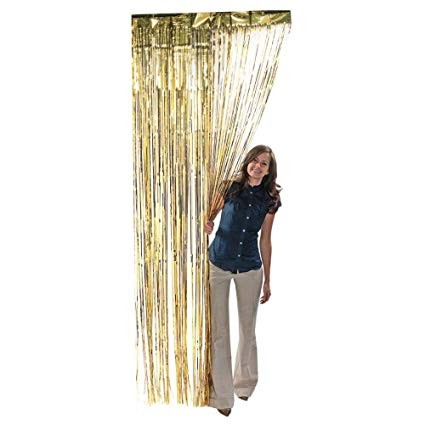 Amazon Com Fun Express Metallic Foil Fringe Curtain Gold Streamers